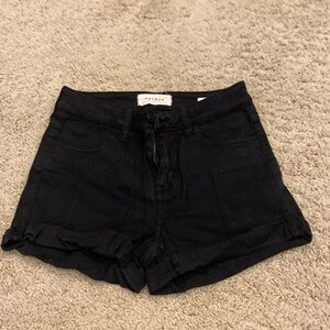 Black Stretch PacSun Women’s Shorts - size 25